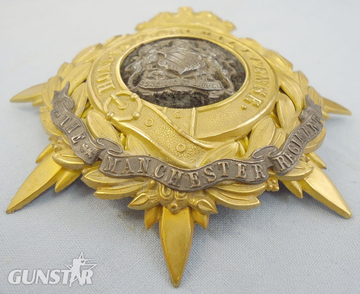 Post ‘1901’ Kings Crown Officers Silver Gilt ‘Manchester Regiment’ Helmet Plate. 19289:10 Post ‘1901’ Kings Crown Officers Silver Gilt ‘Manchester Regiment’ Helmet Plate. 19289:10 Antique & Militaria