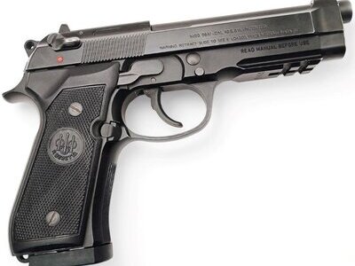 Beretta 96A1 .40 Semi Auto