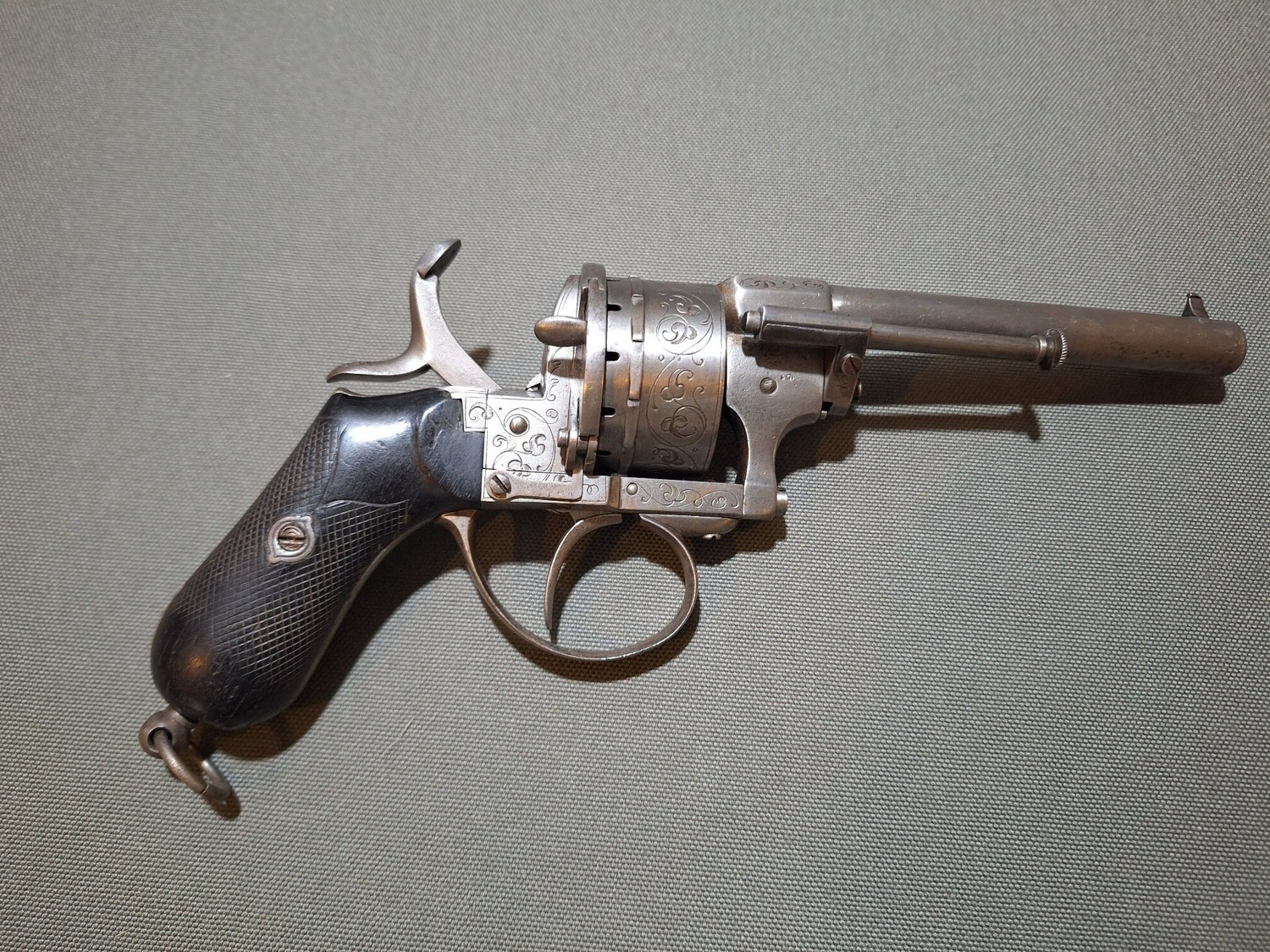 {CATEGORY} - Chaineux 12 Shot Obsolete Revolver