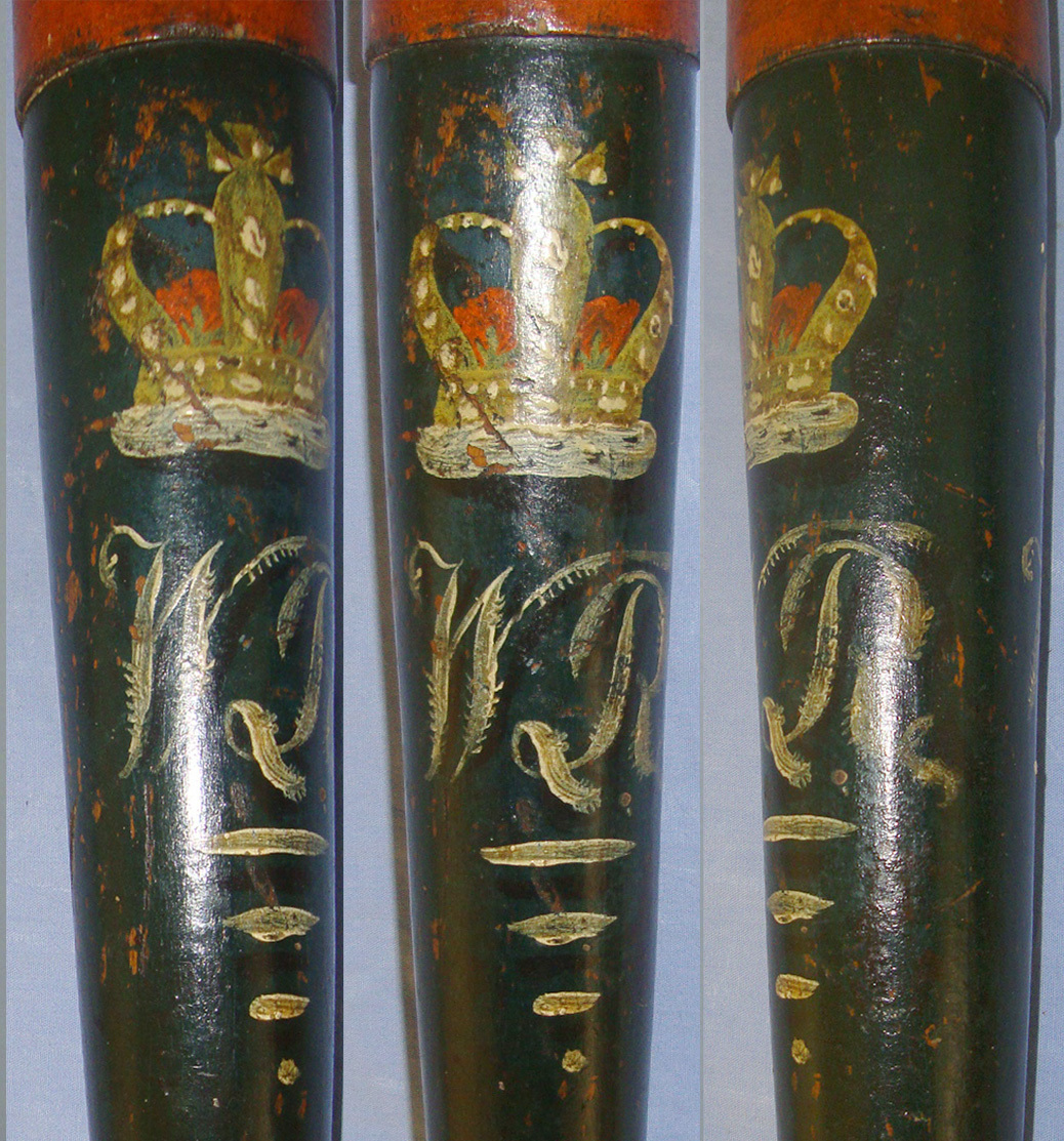 1830-1837 William IV Ebonised Wood Wood Baluster Type Police Truncheon With Hand Painted Decoration. Sn 21068  Antique & Militaria