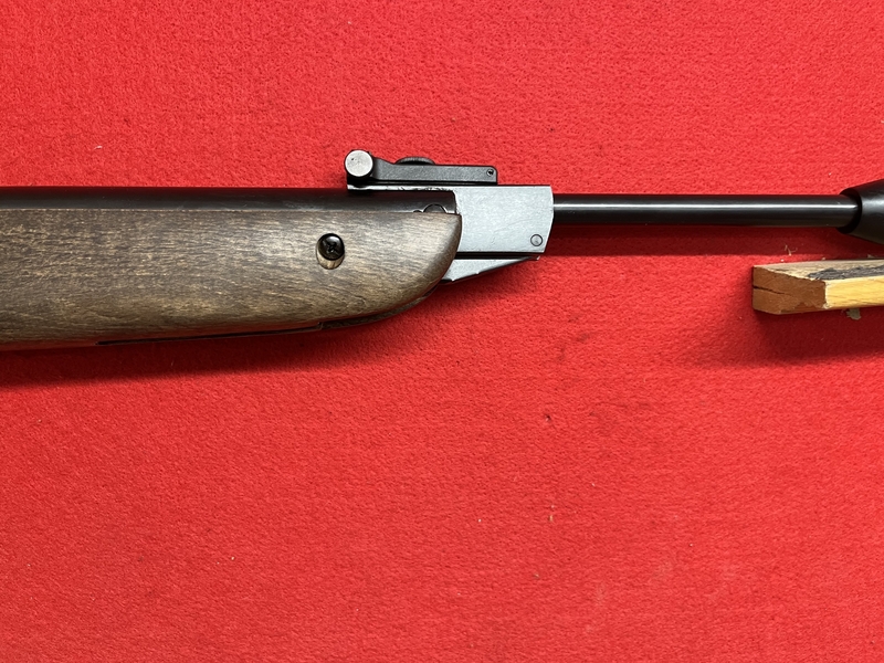  Cometa 220 Compact .22
