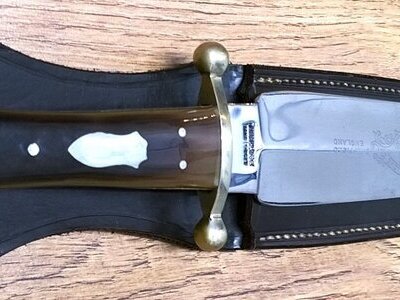 Stuart Truelove Knive