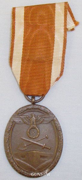 WWII Nazi Issue West Wall Medal and Ribbon. N 113. WWII Nazi Issue West Wall Medal and Ribbon. N 113. Antique & Militaria in 