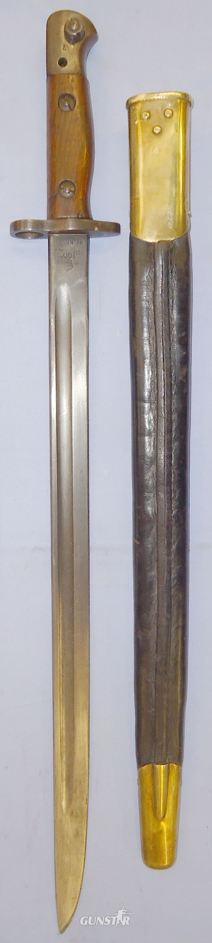  WWI Dated P1907 Bayonet with 2nd Pattern Scabbard with Brass Fittings by Wilkinson. BAYO 402. Bayonet