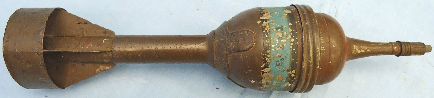 INERT DEACTIVATED. British WW2, 1944 Dated, PIAT Mark IV, (Projector Infantry Anti-tank) HEAT (High Explosive Anti Tank) Round & Fuze. Sn 23341 INERT DEACTIVATED. British WW2, 1944 Dated, PIAT Mark IV, (Projector Infantry Anti-tank) HEAT (High Explosive Anti Tank) Round & Fuze. Sn 23341 Various Other Ammunition - {CATEGORY} in 