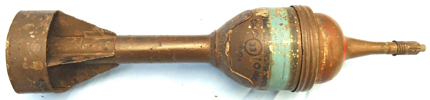 INERT DEACTIVATED. British WW2, 1944 Dated, PIAT Mark IV, (Projector Infantry Anti-tank) HEAT (High Explosive Anti Tank) Round & Fuze. Sn 23341 INERT DEACTIVATED. British WW2, 1944 Dated, PIAT Mark IV, (Projector Infantry Anti-tank) HEAT (High Explosive Anti Tank) Round & Fuze. Sn 23341 Various Other Ammunition - {CATEGORY}