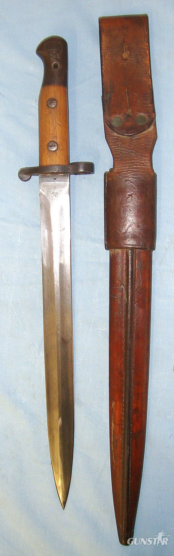  1907 British WD 1903 Pattern Sword Bayonet To ‘U.C. O.T.C.’ (University College School Officer Training Corps) & Rare Land Pattern Scabbard With Integral Leather Frog. Sn 23397 Bayonet