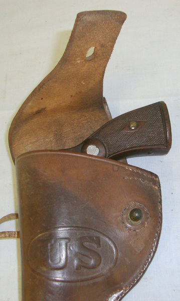 WW1 1918 U.S. Army G & K (Graton & Knight) Leather Holster For Smith & Wessson & Colt .38 Calibre 4” Barrel Service Revolvers With ‘A.G’ Army Inspector’s Mark Other Accessory