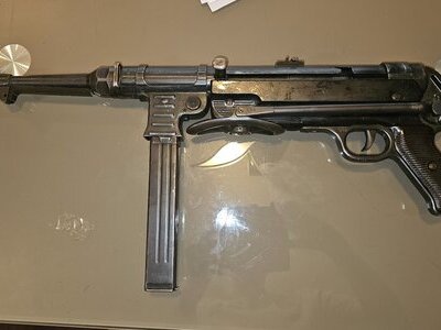 GSG Submachine gun None  Submachine Gun