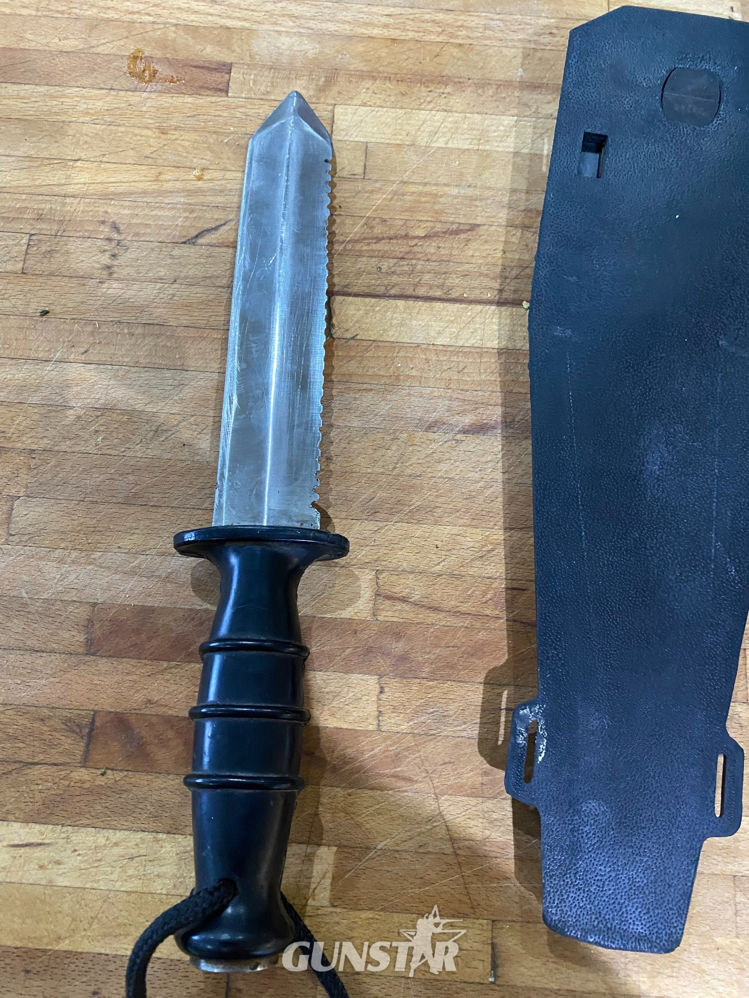  John Nowill & Sons Ltd Royal Navy divers knife with sheath Knive