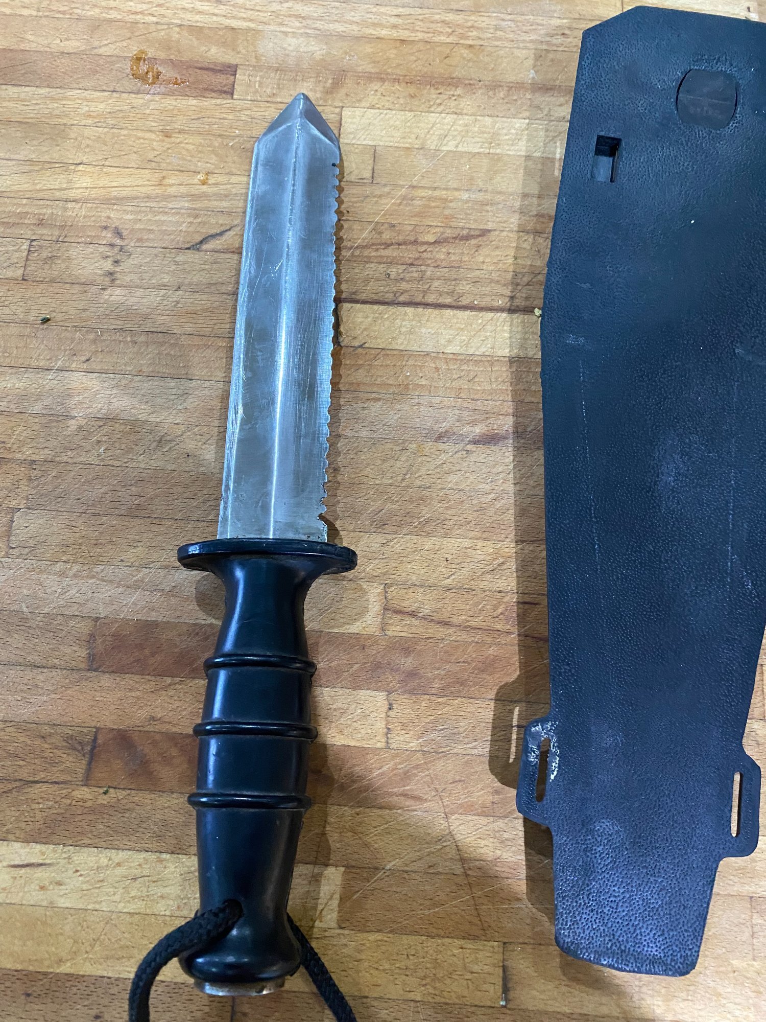 John Nowill & Sons Ltd Royal Navy divers knife with sheath Knive