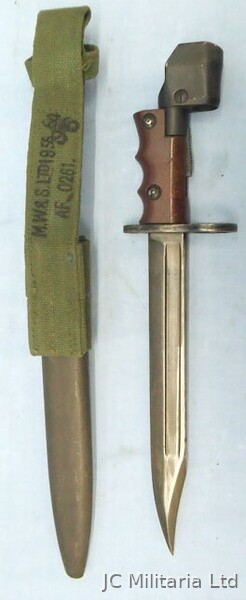 British No 7 MK 1 L, Bayonet For The No 4 Rifle & MK V Sten Sub Machine Gun, Wit Bayonet