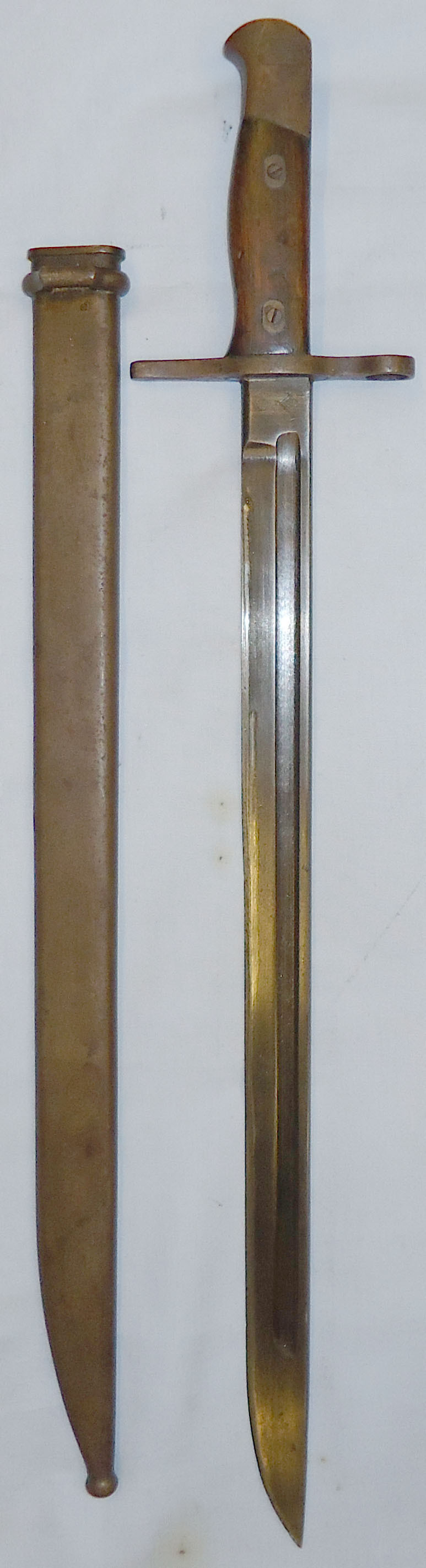  Late Production Arisaka Type 30 Bayonet and Scabbard Manufactured at Toyoda Jidoshoki Seisakusho (Toyoda Automatic Loom Works) under Nagoya supervision 21215. Bayonet