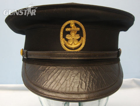 Japanese Naval Junior Officer's Visor Cap with Seaman's Badge. Japanese Naval Junior Officer's Visor Cap with Seaman's Badge. Clothing in 