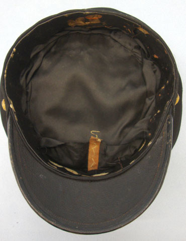  Japanese Naval Junior Officer's Visor Cap with Seaman's Badge. Japanese Naval Junior Officer's Visor Cap with Seaman's Badge. Clothing