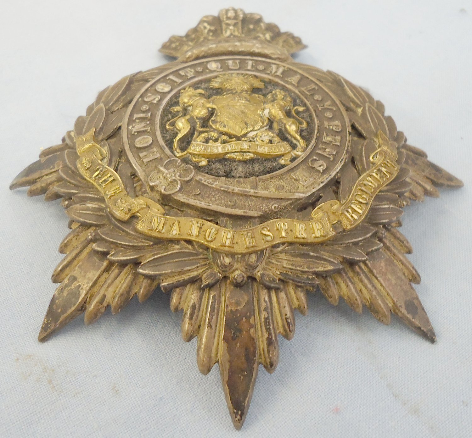 Victorian Officers Silver Gilt ‘Manchester Regiment’ Helmet Plate (Maker Hobson & Sons). 19289:12. Victorian Officers Silver Gilt ‘Manchester Regiment’ Helmet Plate (Maker Hobson & Sons). 19289:12. Antique & Militaria