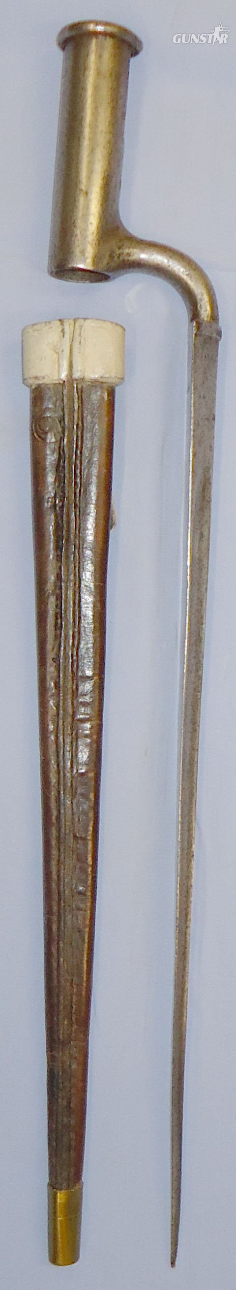  Original c1802-1805* 4” Socket Bayonet for the Brown Bess Muzzle Loading Flintlock Muskets and Scabbard by Manufacturer John Gill. BAYO 629. Bayonet