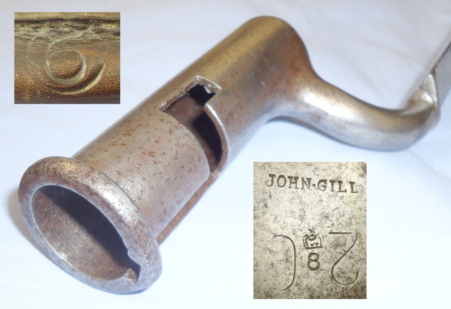 Original c1802-1805* 4” Socket Bayonet for the Brown Bess Muzzle Loading Flintlock Muskets and Scabbard by Manufacturer John Gill. BAYO 629. Bayonet