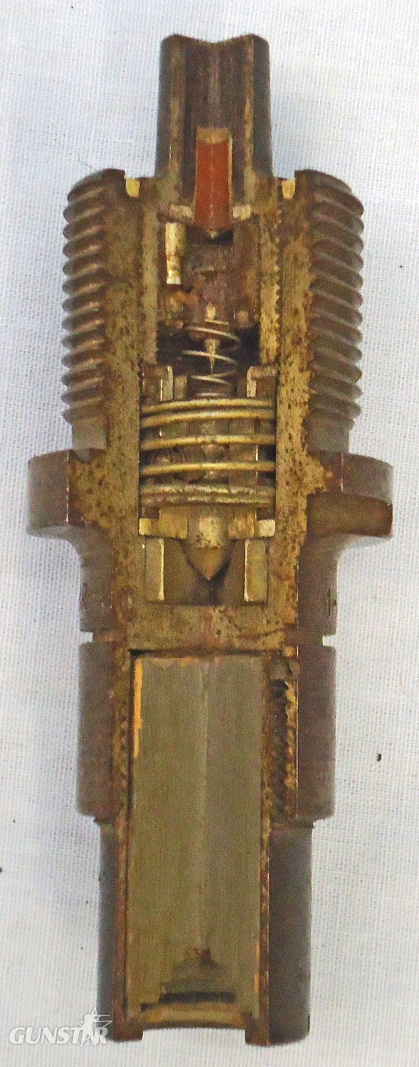 INERT DEACTIVATED. Russian Cutaway BDR-2 Base Fuze For 85 &100MM Armour Piercing Projectiles On Display Stand. - O 1972 INERT DEACTIVATED. Russian Cutaway BDR-2 Base Fuze For 85 &100MM Armour Piercing Projectiles On Display Stand. - O 1972  Other Ammunition - {CATEGORY} in 