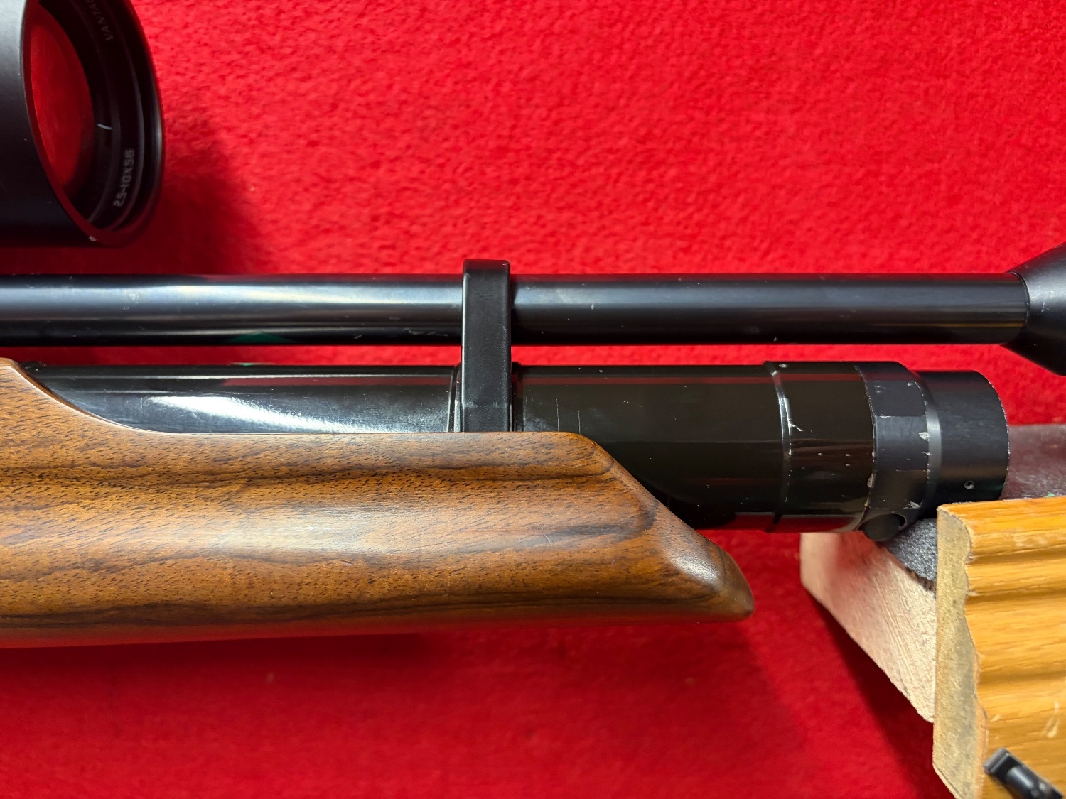 Weihrauch HW100 KT .22 - {CATEGORY} in 