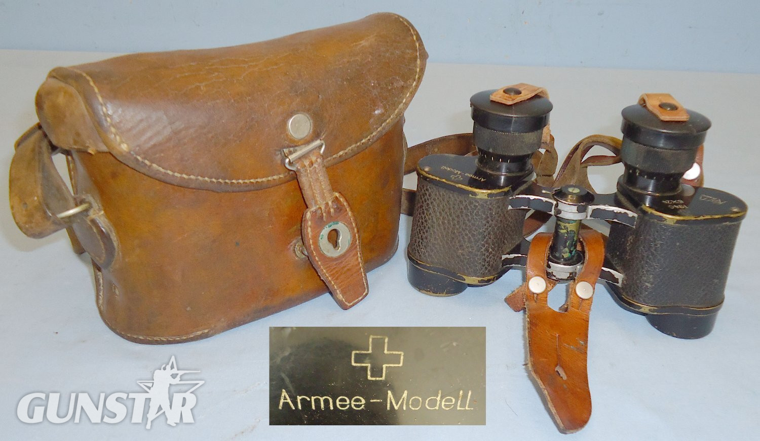 Swiss Army WWII Dated Kern Aarau 6X24 ‘Armee-Modell’ Binoculars and Leather case. OPT 805. Swiss Army WWII Dated Kern Aarau 6X24 ‘Armee-Modell’ Binoculars and Leather case. OPT 805.  Sight & Optic in 