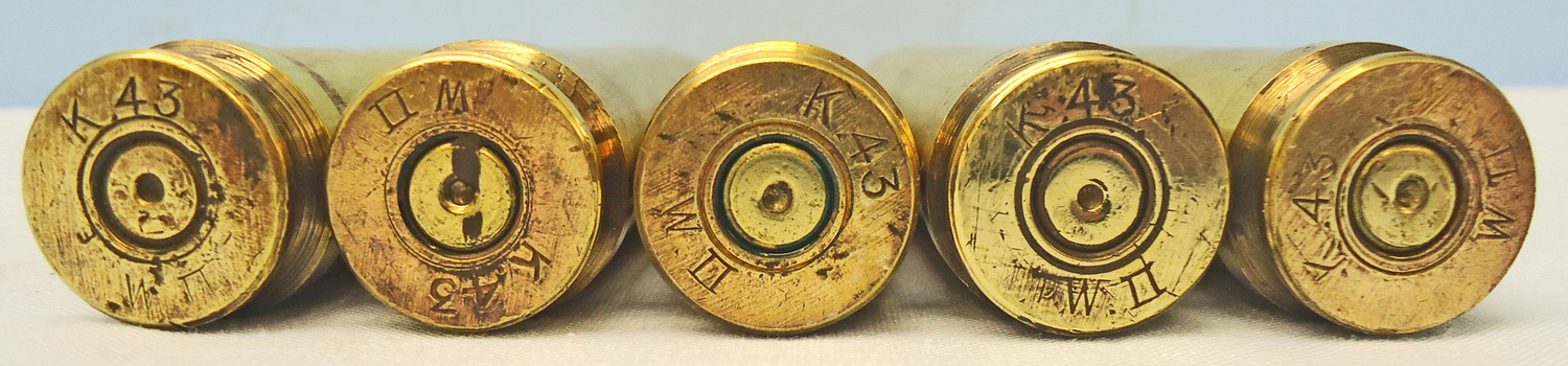 DEACTIVATED INERT .55 Boys (14x99B) Mark 2 Armour Piercing Anti-Tank Rifle, 5 Rounds In Stripper Clip. - O 1974 DEACTIVATED INERT .55 Boys (14x99B) Mark 2 Armour Piercing Anti-Tank Rifle, 5 Rounds In Stripper Clip. - O 1974  Other Ammunition - {CATEGORY}