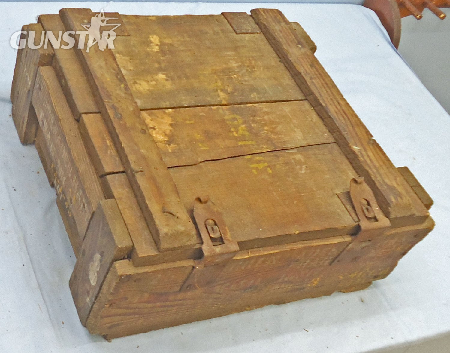 British, WW2, 1943 Dated Mills 36M Hand Grenade Wooden Transit Box for Twenty Five 36M Grenades. - O 2112 British, WW2, 1943 Dated Mills 36M Hand Grenade Wooden Transit Box for Twenty Five 36M Grenades. - O 2112  Other Ammunition - {CATEGORY} in 