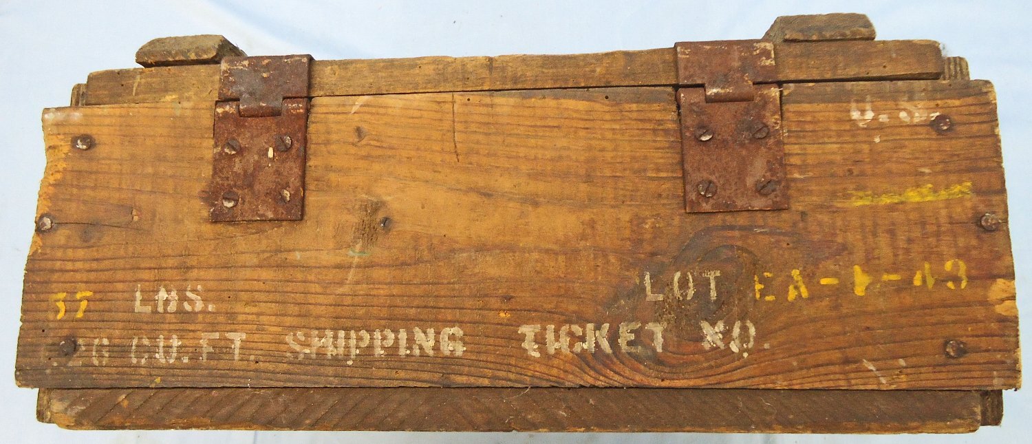 {CATEGORY} - British, WW2, 1943 Dated Mills 36M Hand Grenade Wooden Transit Box for Twenty Five 36M Grenades. - O 2112 British, WW2, 1943 Dated Mills 36M Hand Grenade Wooden Transit Box for Twenty Five 36M Grenades. - O 2112  Other Ammunition