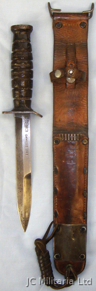*Rare 1943 WWII U.S. M3 Fighting Knife and M6 Scabbard. 18891. Knive in 