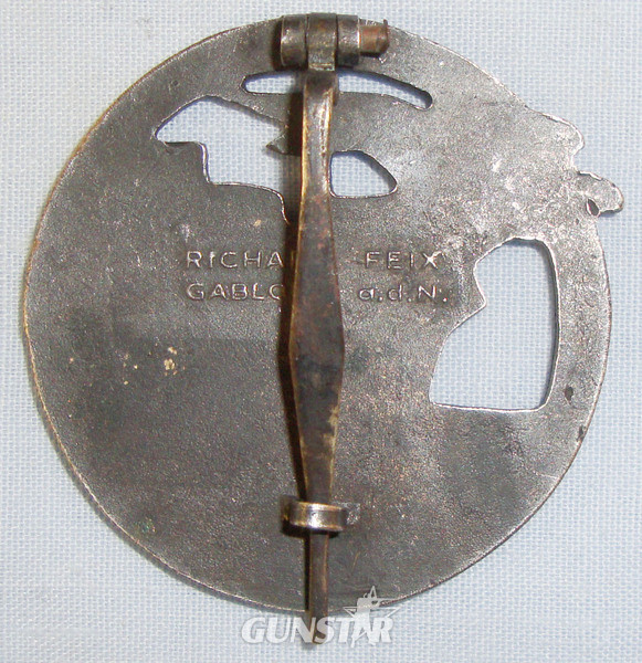  Original/Scarce* Kriegsmarine ‘Blockade Runners Badge with Makers Mark ‘Richard Feix Gablonz a.d.N’. N 115. Original/Scarce* Kriegsmarine ‘Blockade Runners Badge with Makers Mark ‘Richard Feix Gablonz a.d.N’. N 115. Antique & Militaria