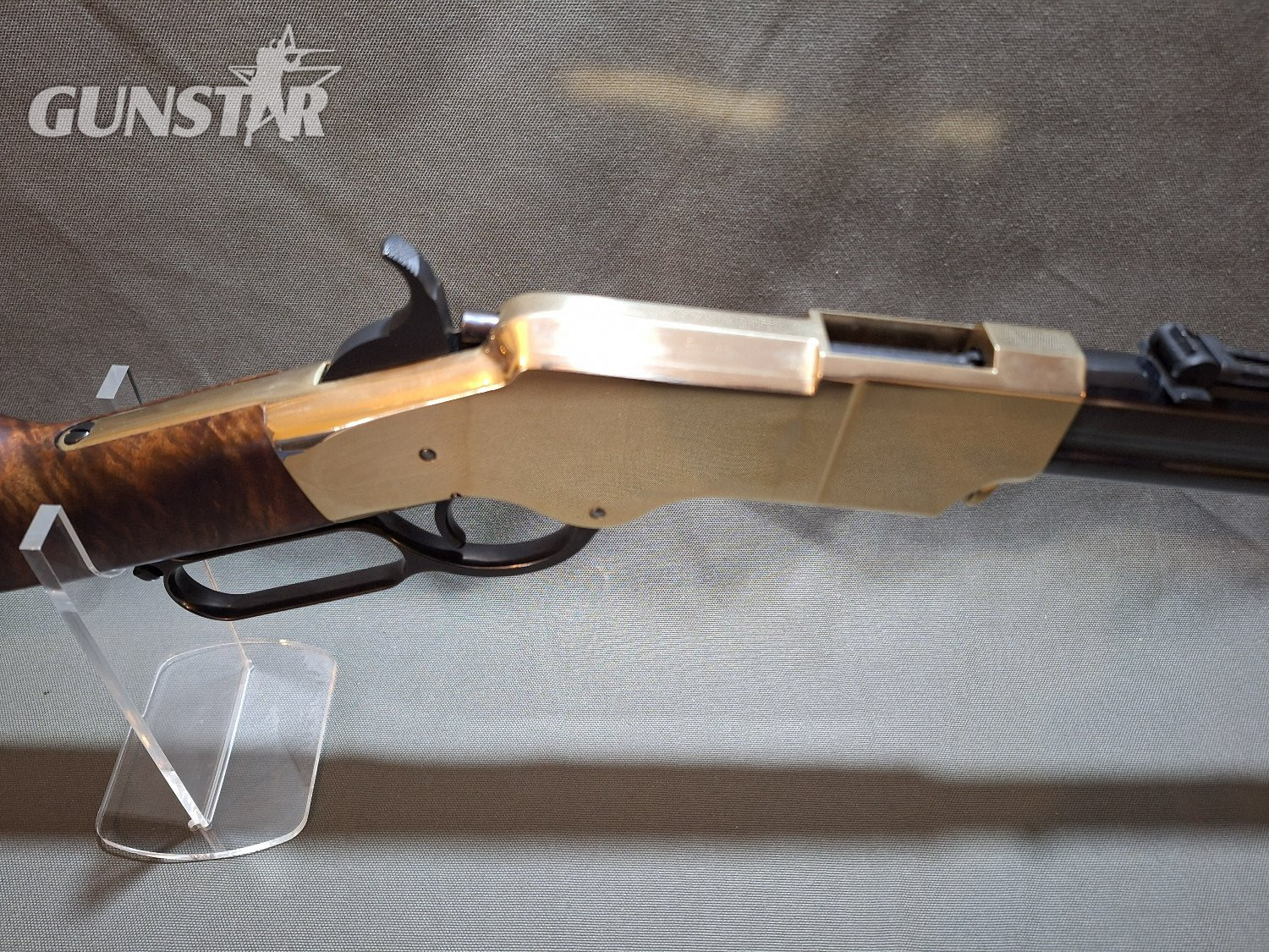 Henry Repeating Arms H011 Lever Action .44-40 Winchester Rifle - {CATEGORY}