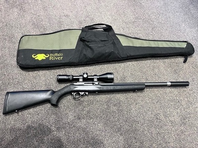 Ruger 10/22 Semi-Auto .22 Long Rifle (.22 LR) Rifle