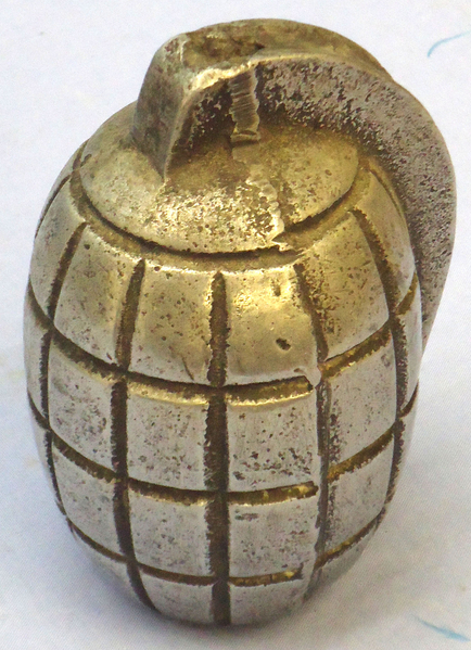 INERT. Rare, WW1, British, Aluminium, Mills No 5 MK 1 Practice Hand Grenade Resembling The Mills No 5 MK 1 Hand Grenade with Lever. - O 1894 INERT. Rare, WW1, British, Aluminium, Mills No 5 MK 1 Practice Hand Grenade Resembling The Mills No 5 MK 1 Hand Grenade with Lever. - O 1894  Other Ammunition - {CATEGORY}