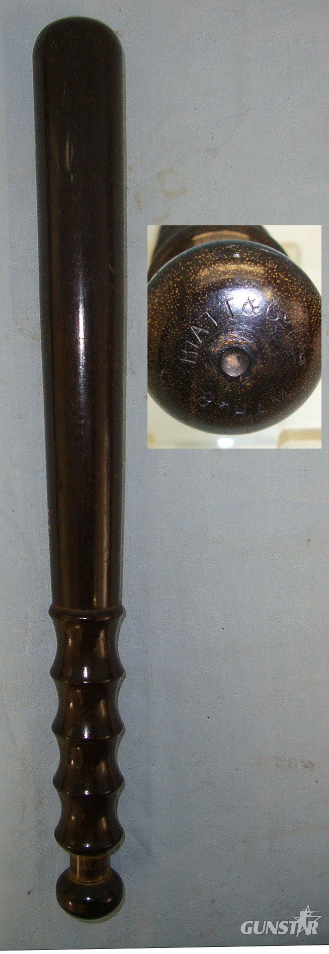  Antique & Militaria