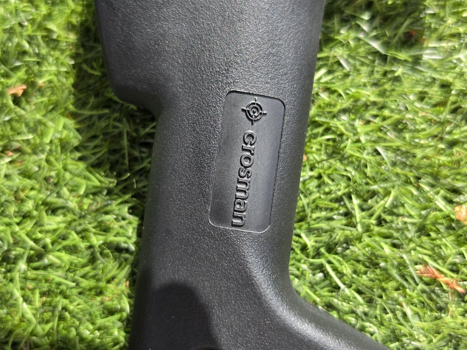 Crosman 2240 Crosman 2240  Bolt Action .22 Short Rifle - {CATEGORY}