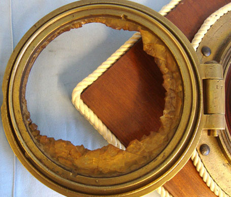  Recovered WW1 Royal Naval Block Ship at Scapa Flow, SS Thames Brass Porthole Mou SS Thames Brass Porthole Mounted With Clock Other Accessory