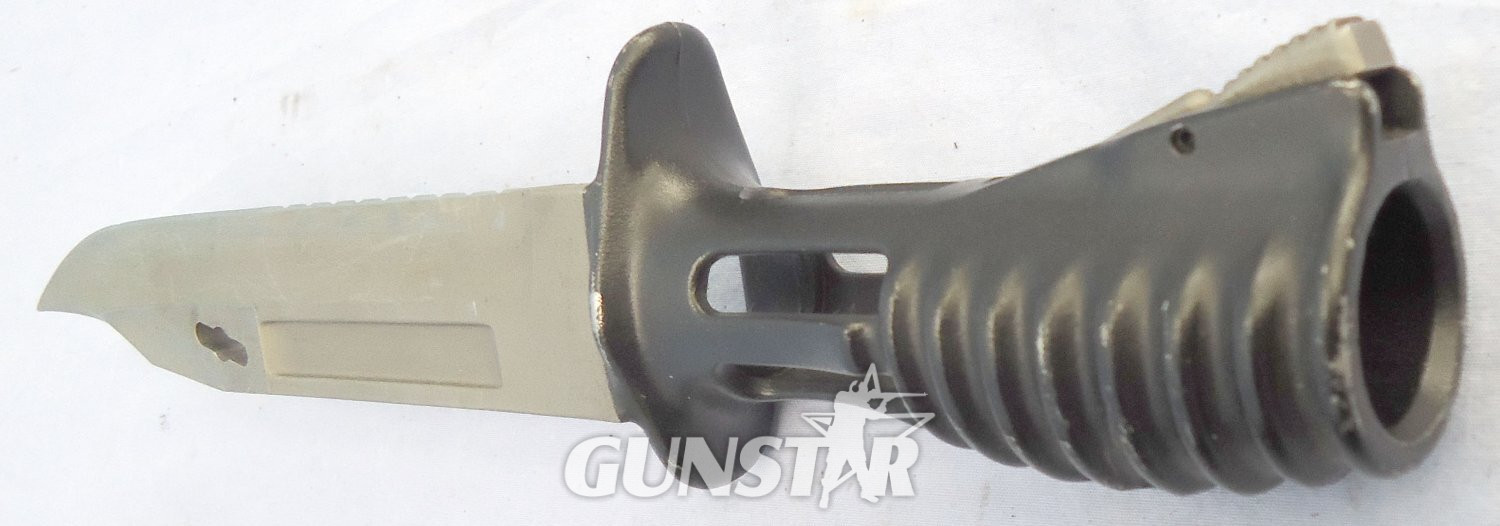{CATEGORY} - British L3A1 Bayonet Scabbard and Frog for the SA80 Rifle. BAYO 367 Bayonet