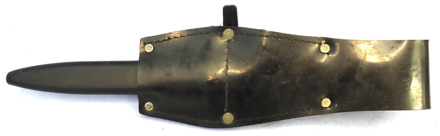 {CATEGORY} - British No 7 MK 1 Swivelling Pommel Bayonet, Scabbard & Black Frog by Poole. BAYO 366  Bayonet in 