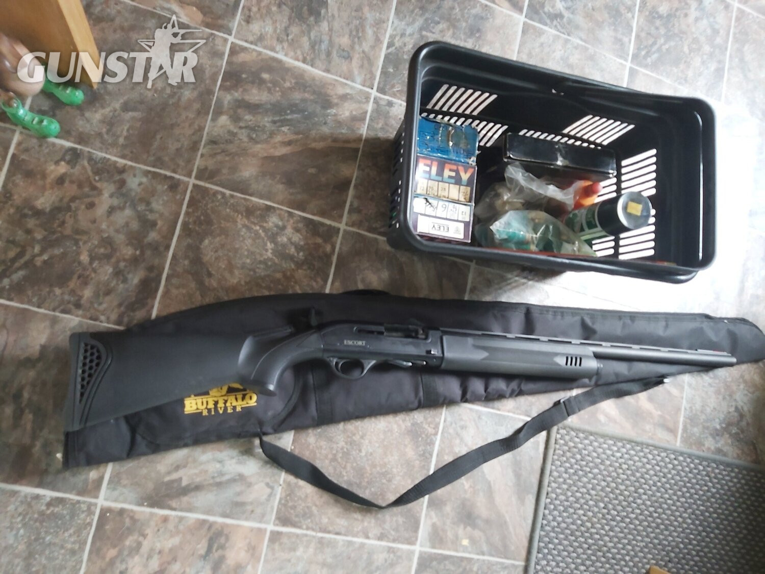 Hatsan Arms Escort Semi-Auto 12 Bore/gauge