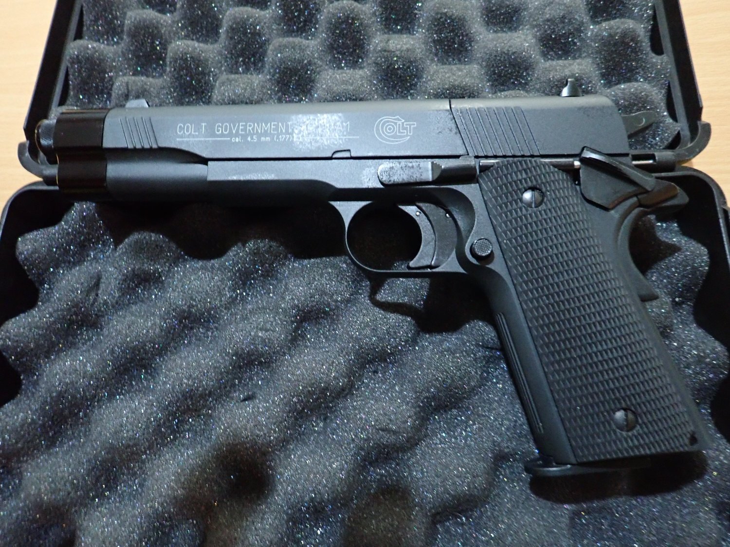 Colt COLT GOVERNMENT A1  .177 - {CATEGORY}