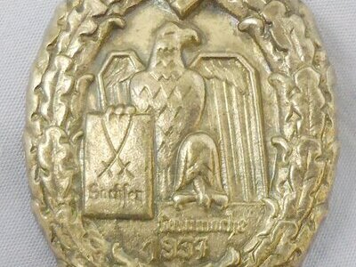Original* N.S.D.A.P. Sachsen Gauwoche 1937 Badge/Tinnie. N 119. Original* N.S.D.A.P. Sachsen Gauwoche 1937 Badge/Tinnie. N 119.   Antique & Militaria