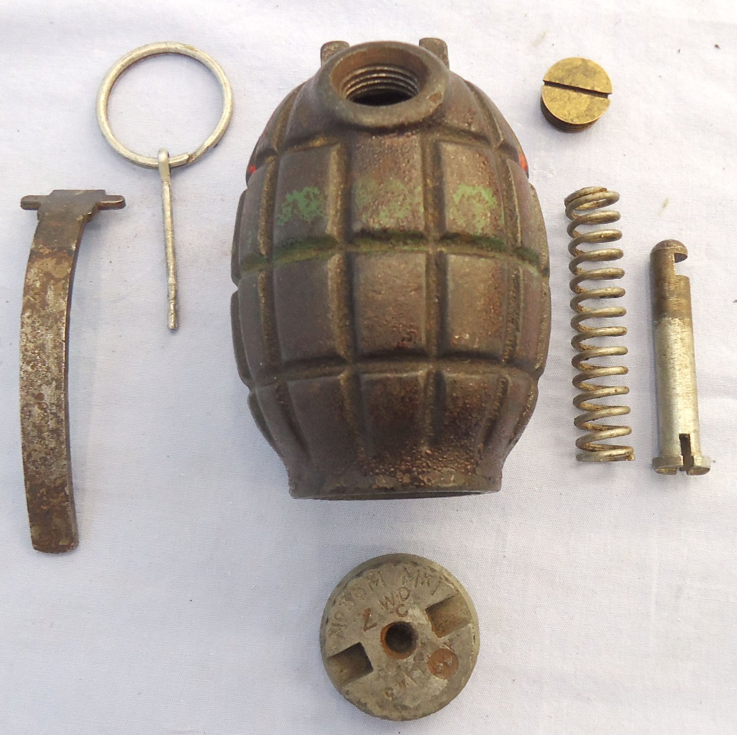  INERT DEACTIVATED. WW2, 1943 Dated, Mills No 36M MK1, Hand Grenade. O 2403 INERT DEACTIVATED. WW2, 1943 Dated, Mills No 36M MK1, Hand Grenade. O 2403 Various Other Ammunition