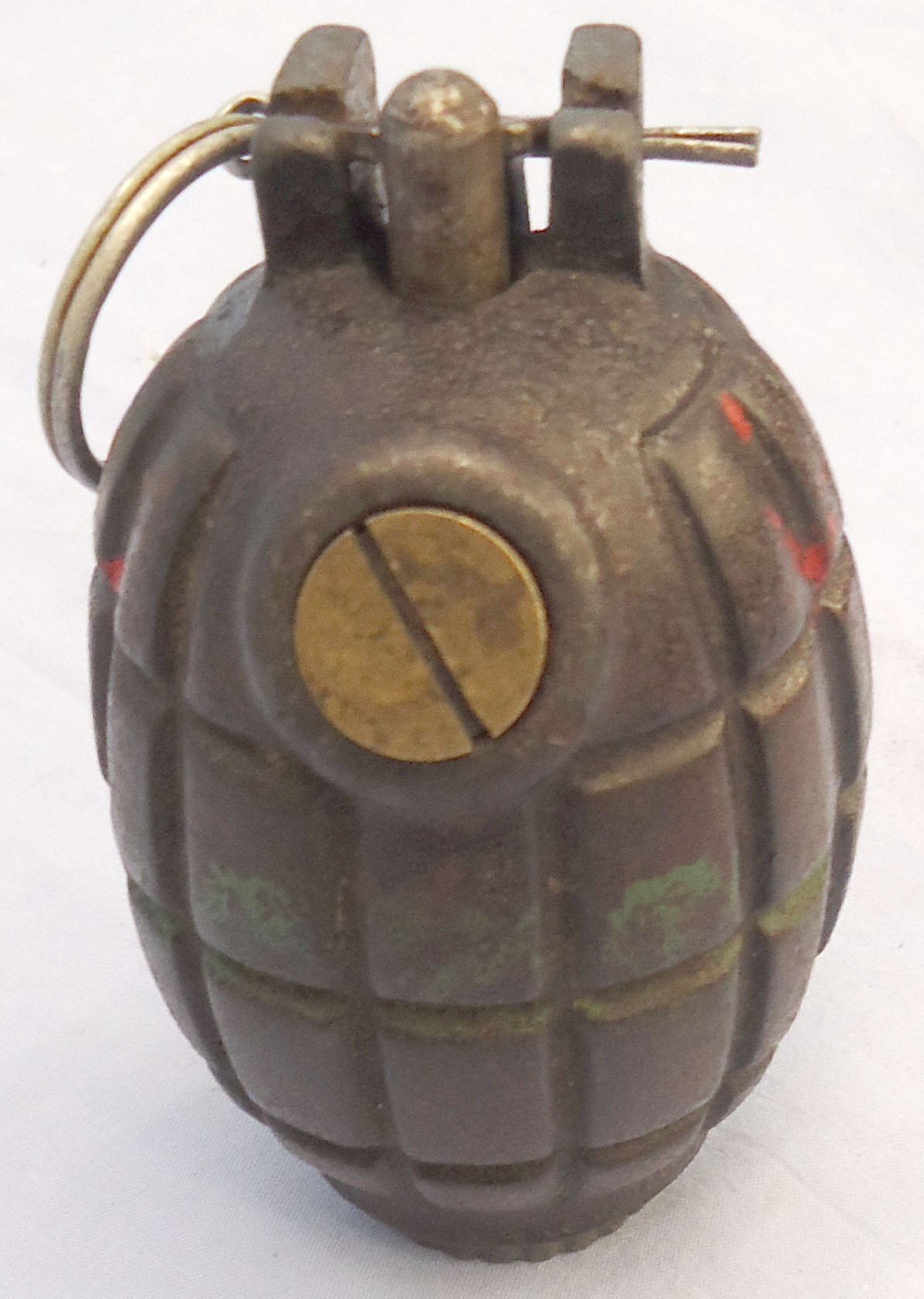 INERT DEACTIVATED. WW2, 1943 Dated, Mills No 36M MK1, Hand Grenade. O 2403 INERT DEACTIVATED. WW2, 1943 Dated, Mills No 36M MK1, Hand Grenade. O 2403 Various Other Ammunition - {CATEGORY} in 