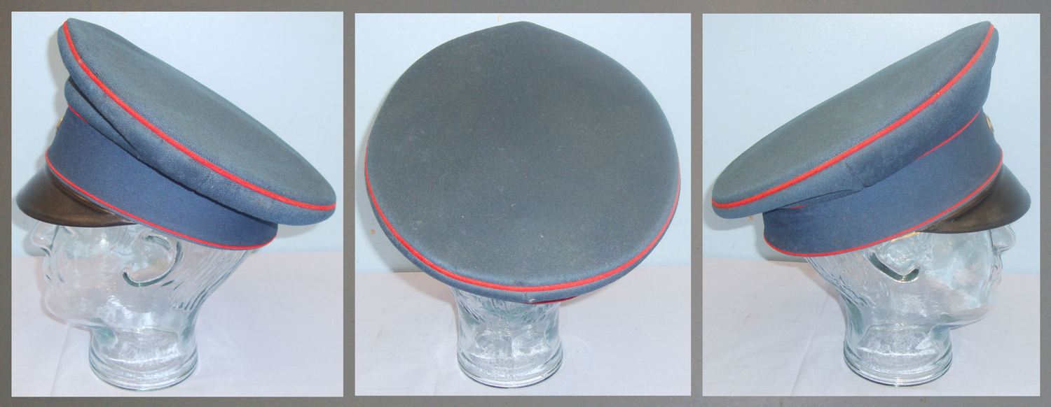 WW1 Era, Imperial German Army Officer\'s Peaked Cap, Elsner & Manchen, Bromberg. Sn 7629. WW1 Era, Imperial German Army Officer\'s Peaked Cap, Elsner & Manchen, Bromberg. Sn 7629. Antique & Militaria