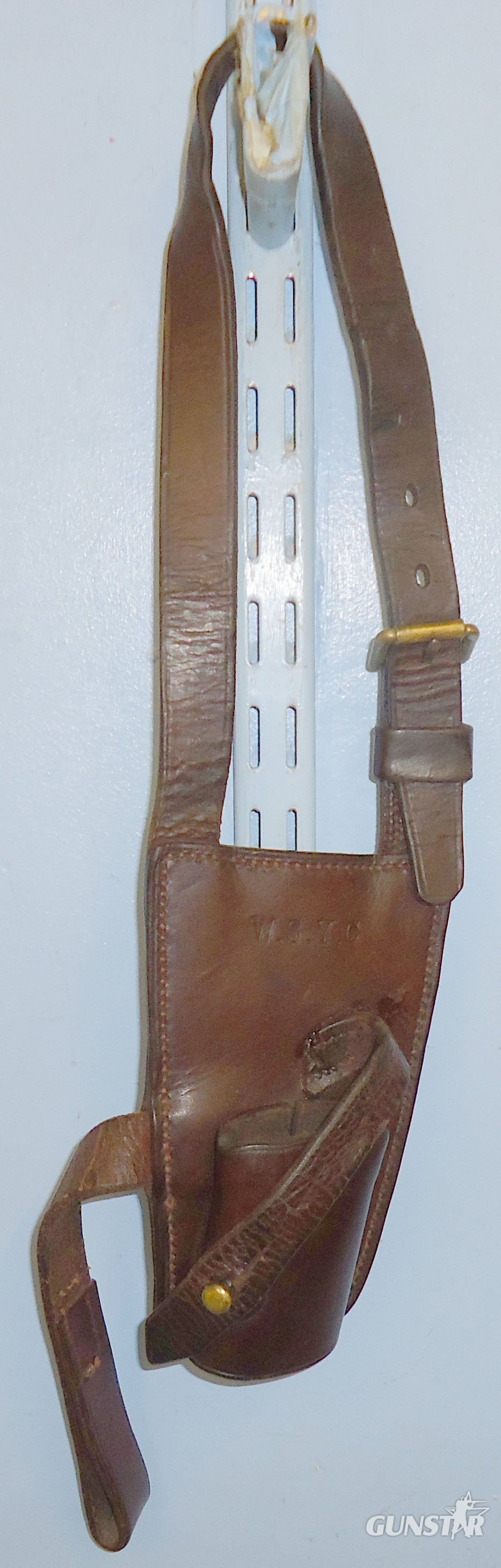 WWI West Somersetshire Yeomanry Cavalry Officers Leather Sword Frog & Saddle Straps. 21683:2. WWI West Somersetshire Yeomanry Cavalry Officers Leather Sword Frog & Saddle Straps. 21683:2. Antique & Militaria