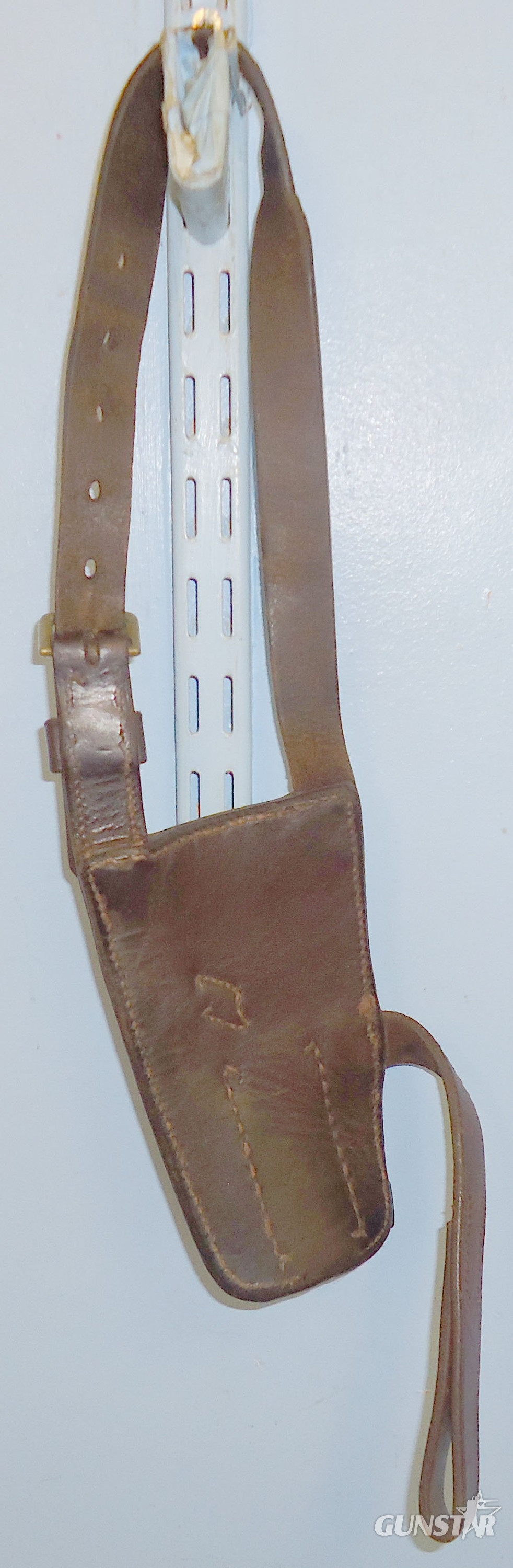  WWI West Somersetshire Yeomanry Cavalry Officers Leather Sword Frog & Saddle Straps. 21683:2. WWI West Somersetshire Yeomanry Cavalry Officers Leather Sword Frog & Saddle Straps. 21683:2. Antique & Militaria
