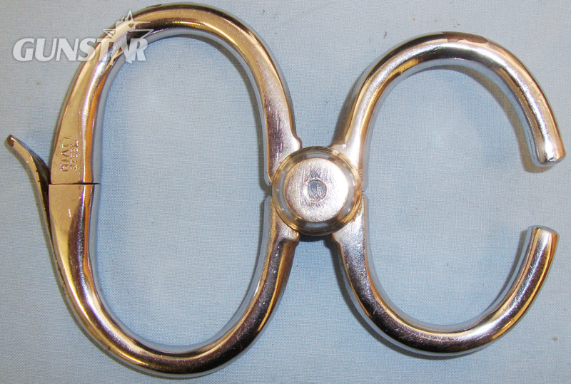  British Made Hiatt Leading Handcuff. POL 378. British Made Hiatt Leading Handcuff. POL 378. Antique & Militaria