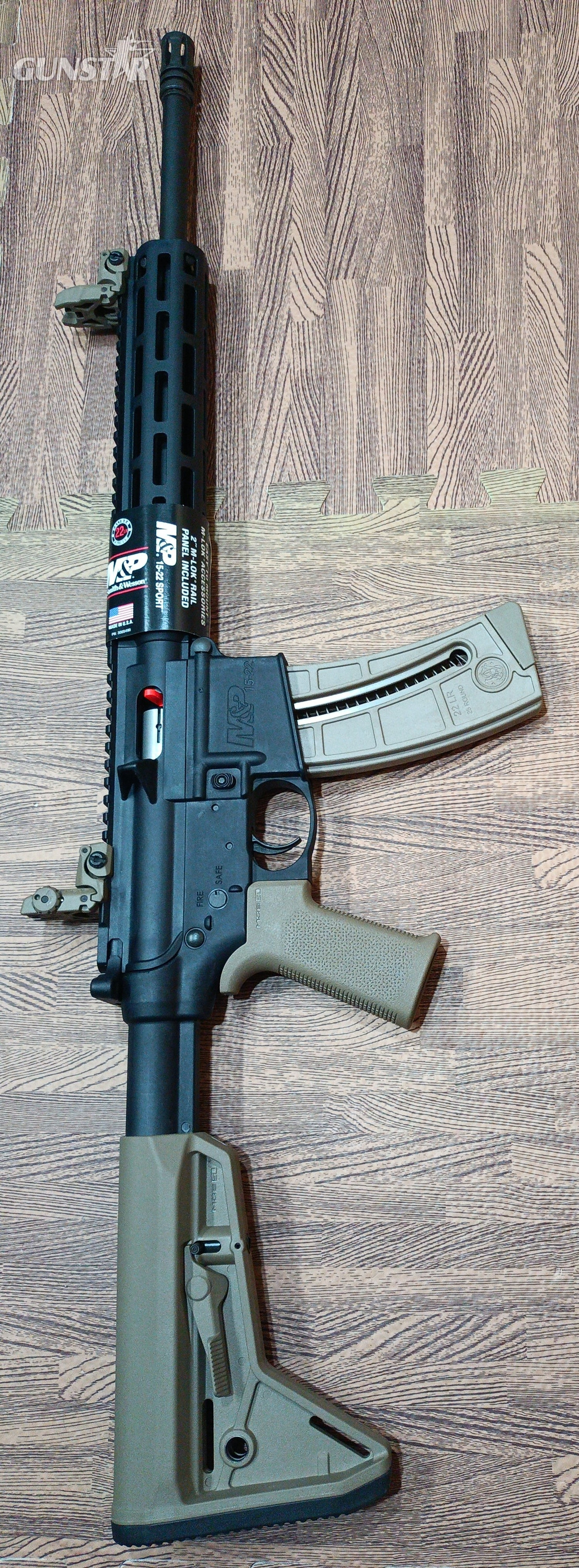  Smith & Wesson M&P Semi-Auto .22 Long Rifle (.22 LR) Rifle