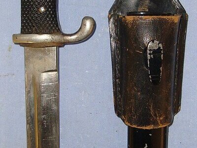 WW1 / WW2 Era German Army Dress Bayonet With Carbine Type Blade, Scabbard & Frog. BAYO 503 Bayonet