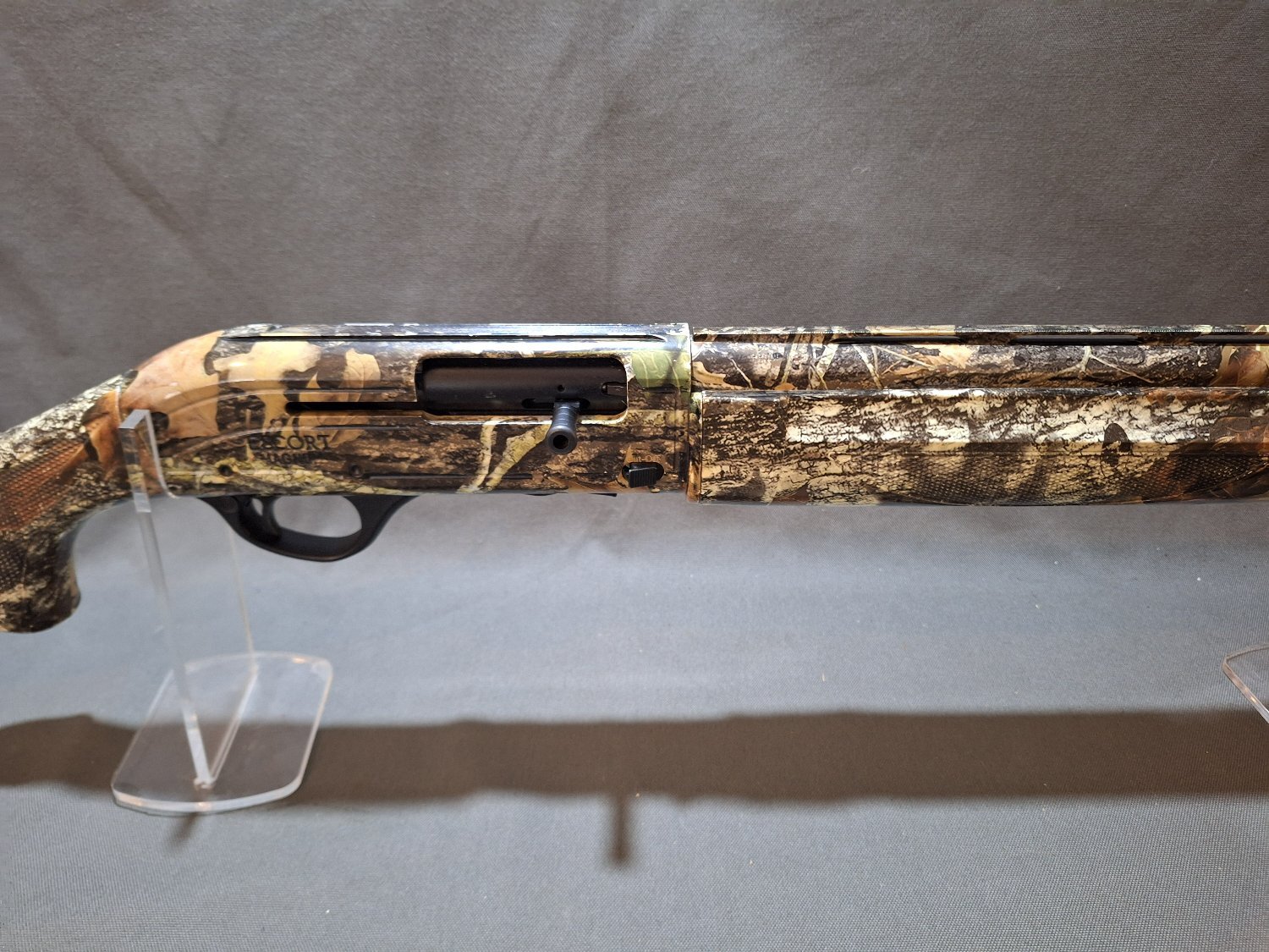 Hatsan Arms Escort Mossy Oak Pump Action 12 Bore/gauge - {CATEGORY} in 